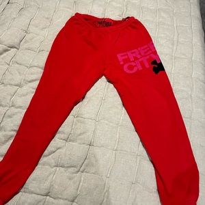 Free city sweatpants
